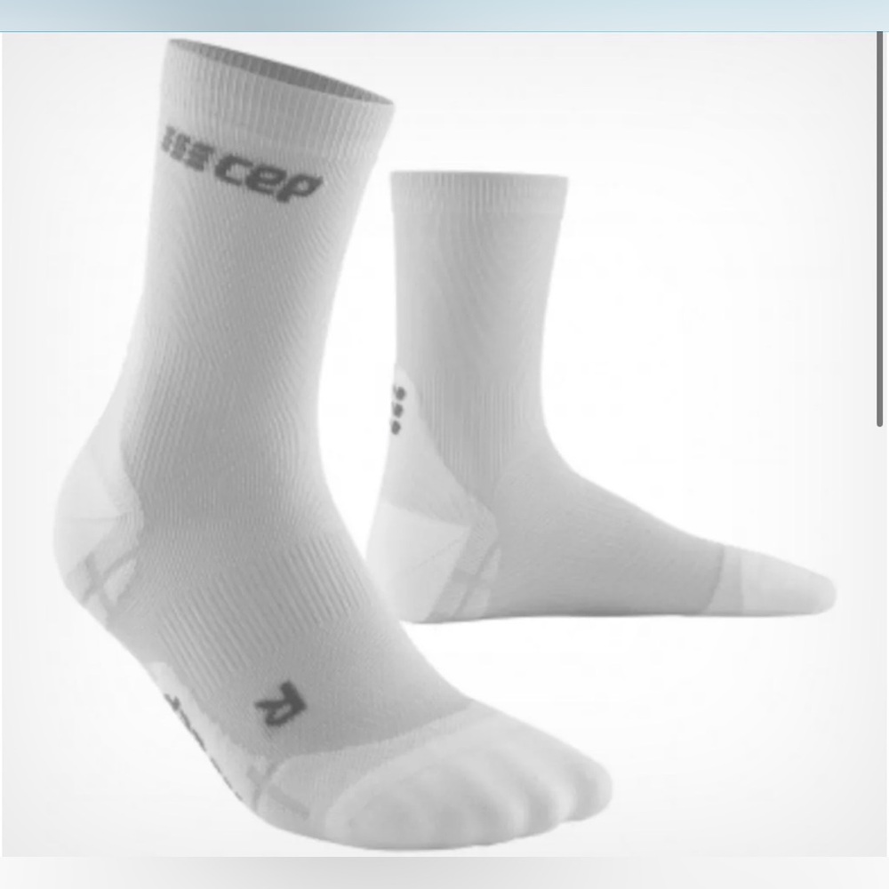 CEP Ultralight Short Compression Socks White Black Men's Size Medium NEW